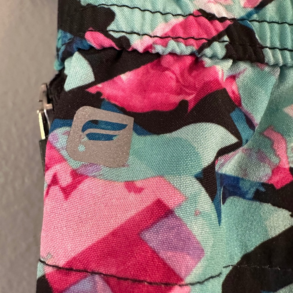 Fabletics Eloise Side Zip Pocket Unlined Athletic Shorts | Geometric Floral - Picture 9 of 12
